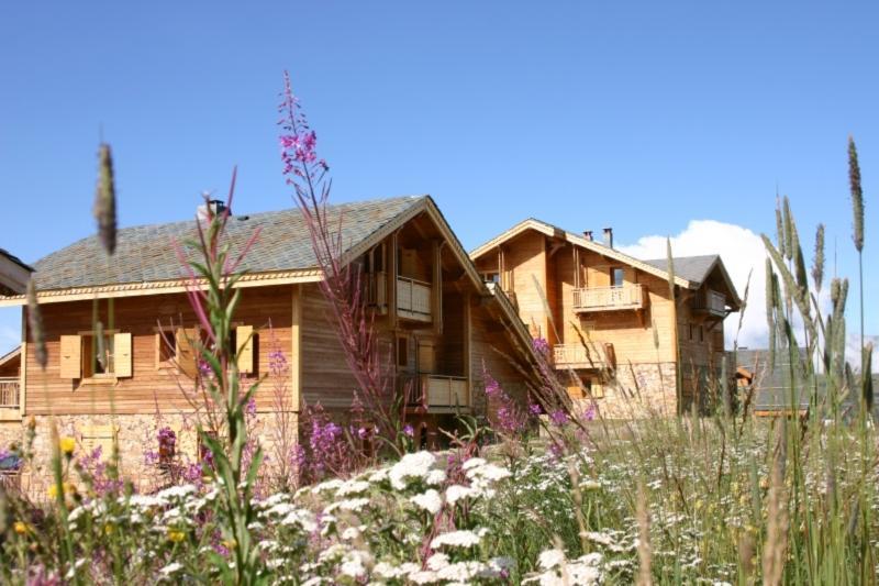 Madame Vacances Les Chalets De L'Altiport Alpe d'Huez Ngoại thất bức ảnh